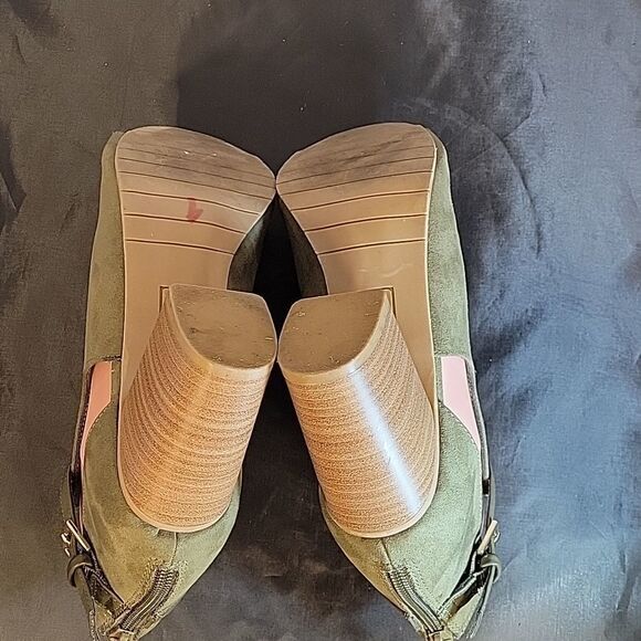 KENNETH COLE REACTION HIT HOODED WOMEN"S ANKLE  BUCKLE STRAP CLOSURE BOOTS - Picture 11 of 16